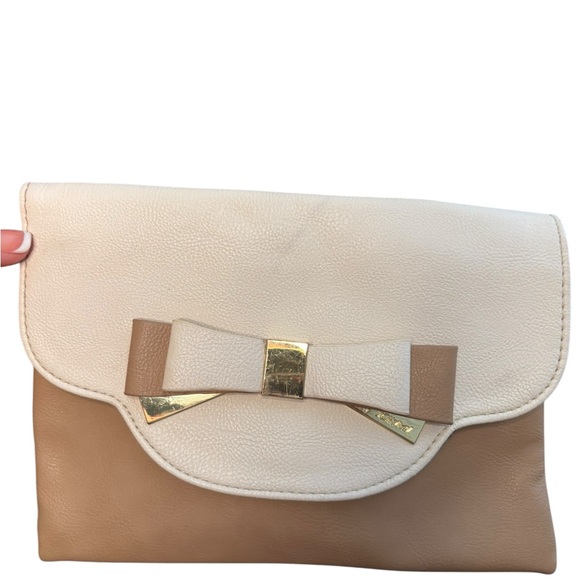 Betsey Johnson Bow Quilted Backpack + Matching Clutch Set Black Tan Cream - Picture 9 of 11